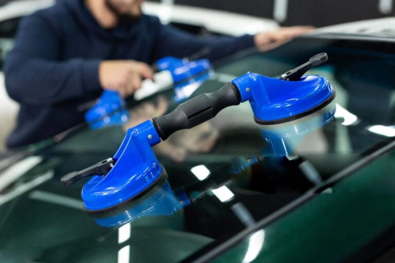 remplacement pare-brise voiture